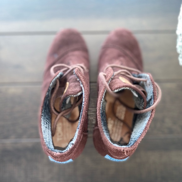 Toms Brown Wedge Booties Size W 5 - Picture 14 of 15